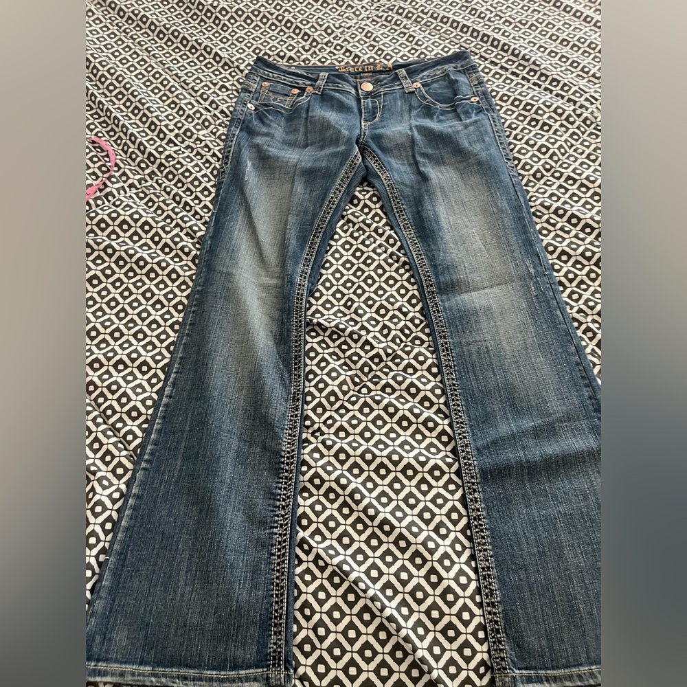 Grace in L.A. by L.A. Idol. Vintage early 2000s boot cut jeans.